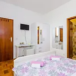 My Corner 3*
