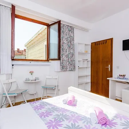 Πανσιόν My Corner