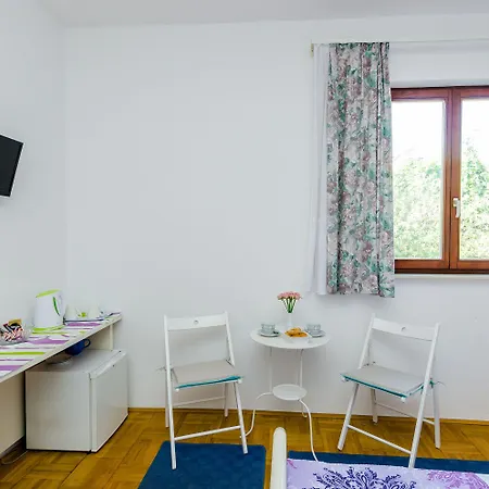 Πανσιόν My Corner